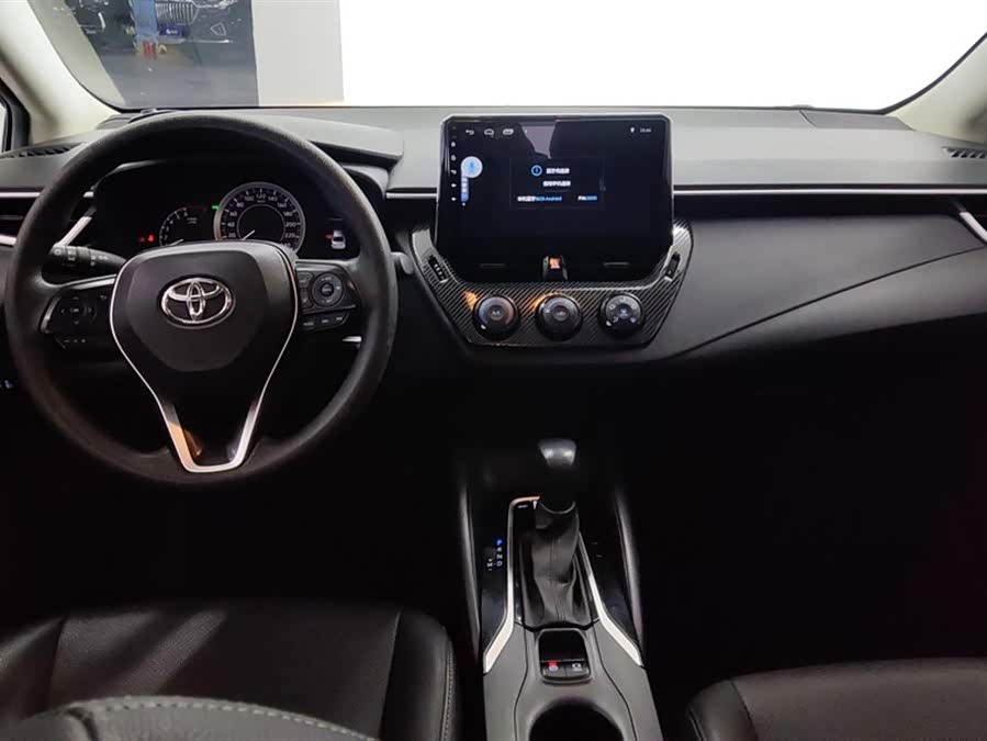 Toyota Corolla 2019 — фото 12