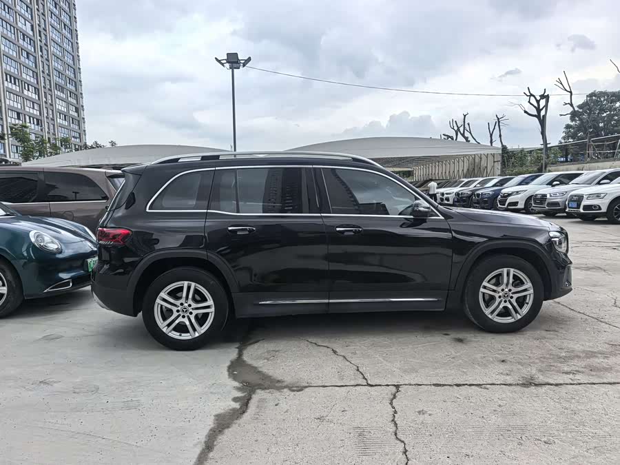 Mercedes-Benz GLB 2023 — фото 14