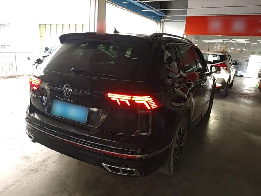 Volkswagen Tiguan L 2022