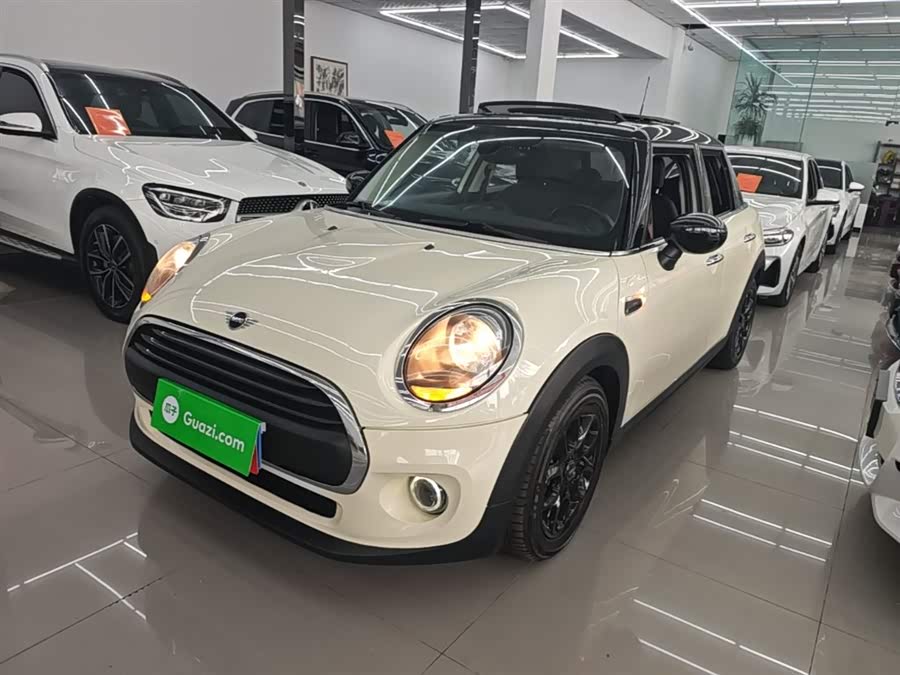 MINI MINI 2019