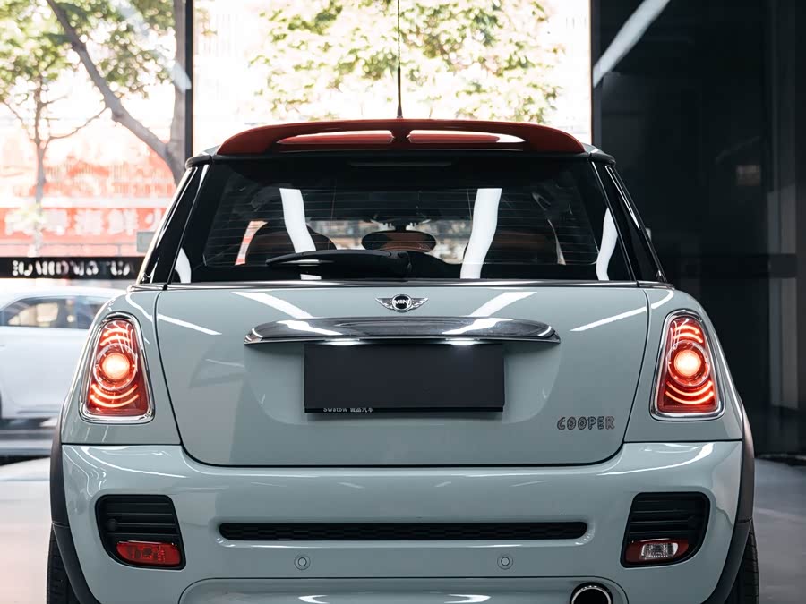 MINI MINI 2011
