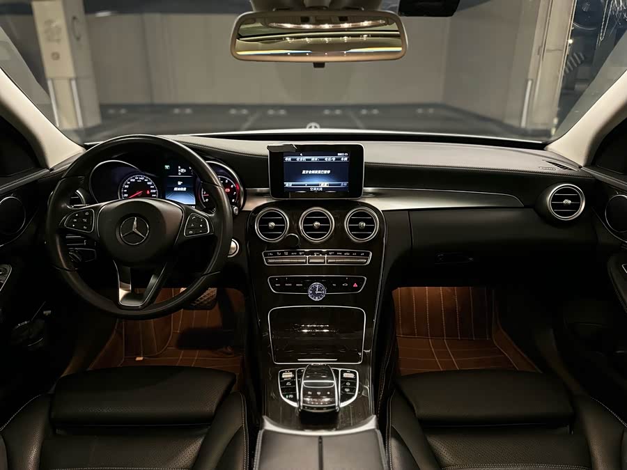 Mercedes-Benz C-Class 2015 — фото 27