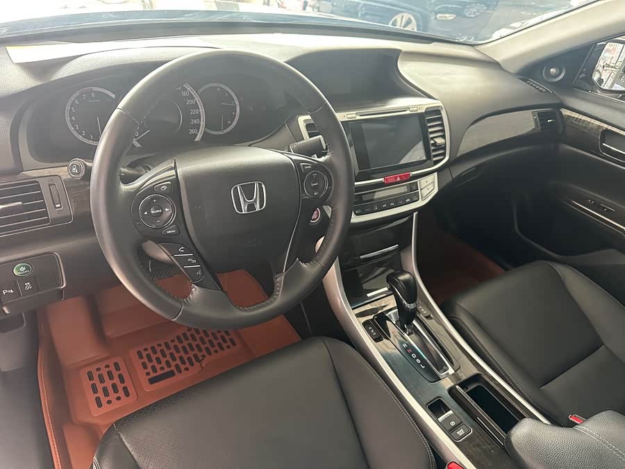 Honda Accord 2014 — фото 9