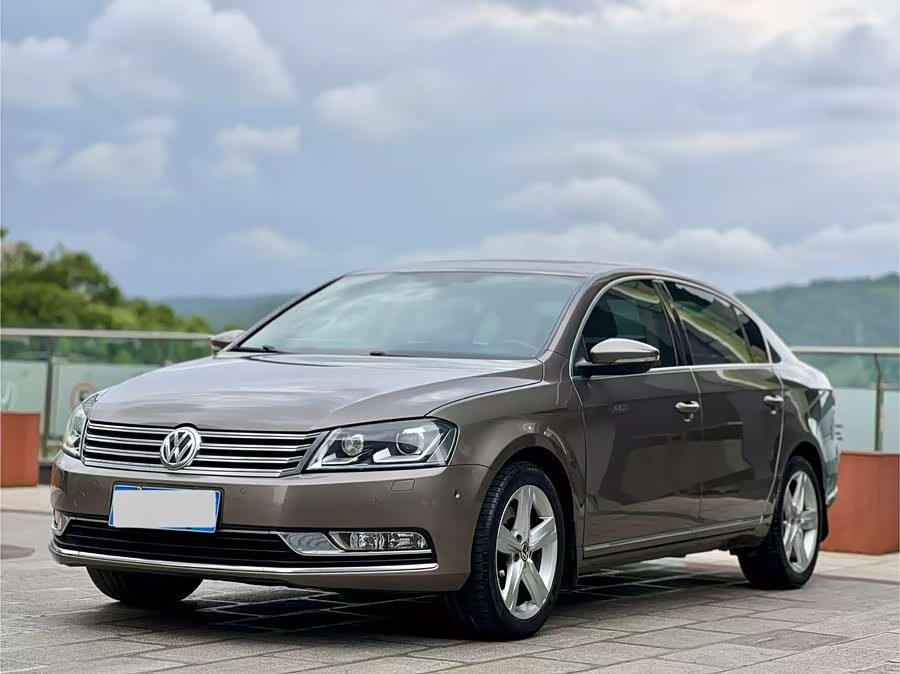 Volkswagen Magotan 2015