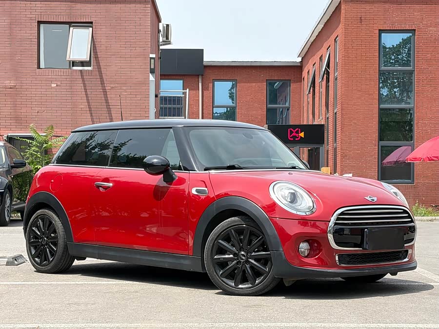 MINI MINI 2018
