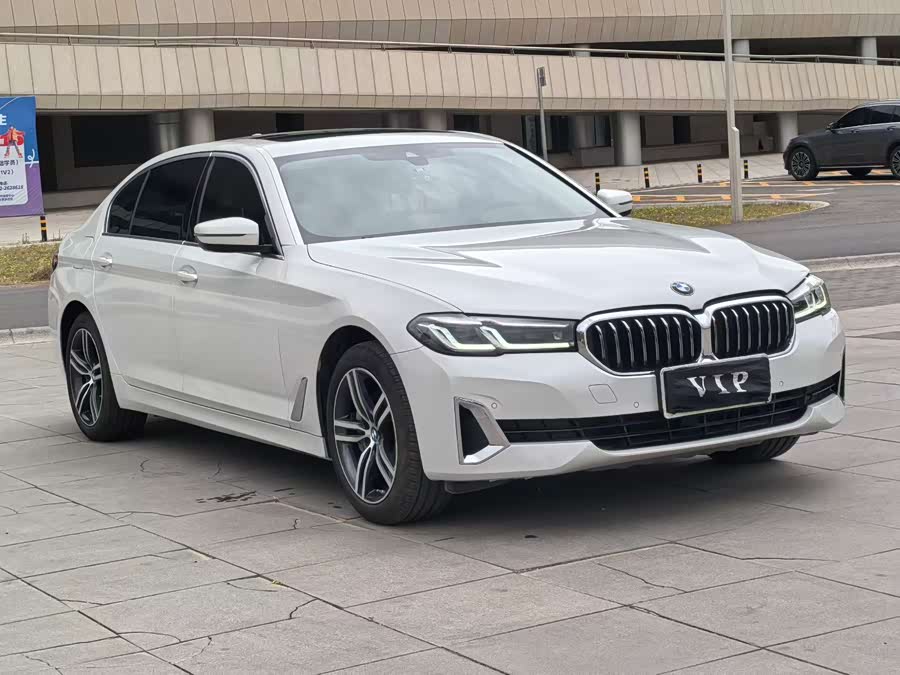 BMW 5 Series 2021