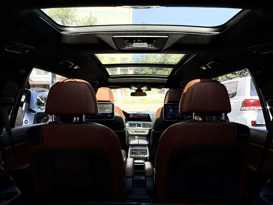 BMW X7 2022 — фото 13