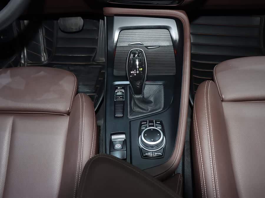 BMW X1 2021 — фото 14