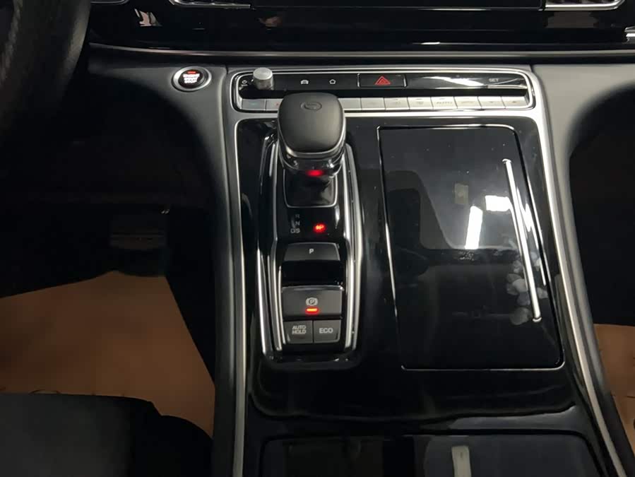 GAC Trumpchi M8 2023 — фото 10