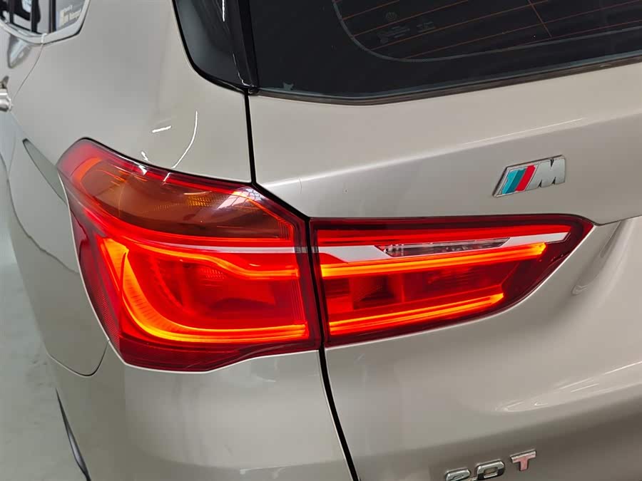 BMW X1 2019 — фото 9