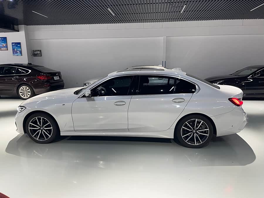 BMW 3 Series 2021