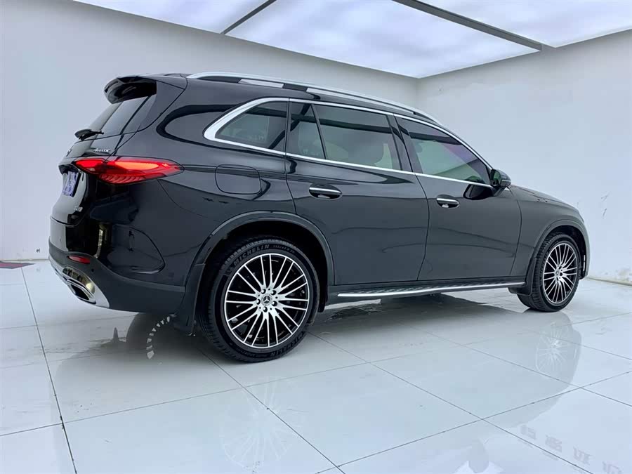 Mercedes-Benz GLC 2024