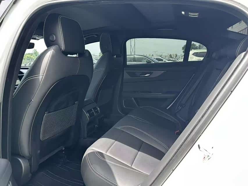 Jaguar XEL 2020