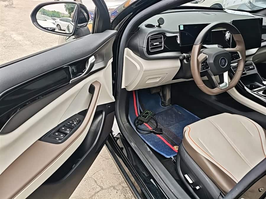 BYD Qin PLUS 2023 — фото 16