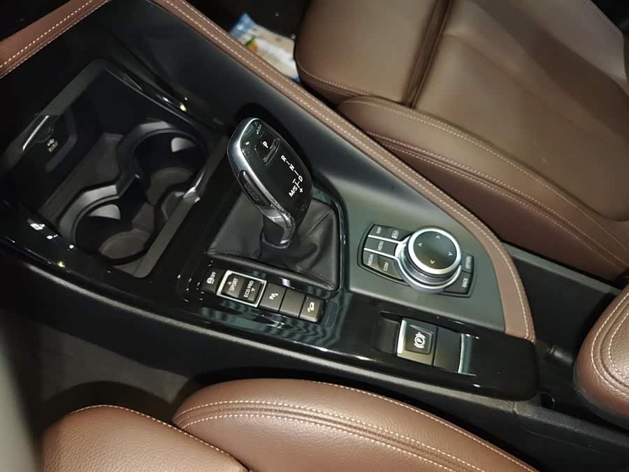 BMW X1 2022 — фото 12