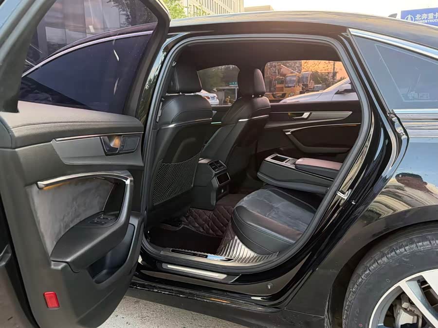Audi A6L 2019