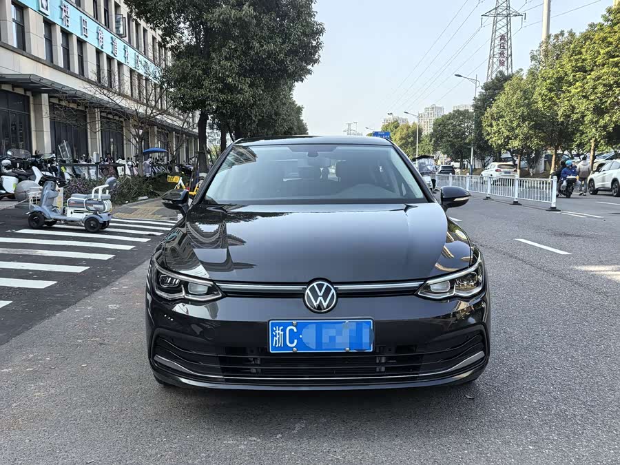 Volkswagen Golf 2023