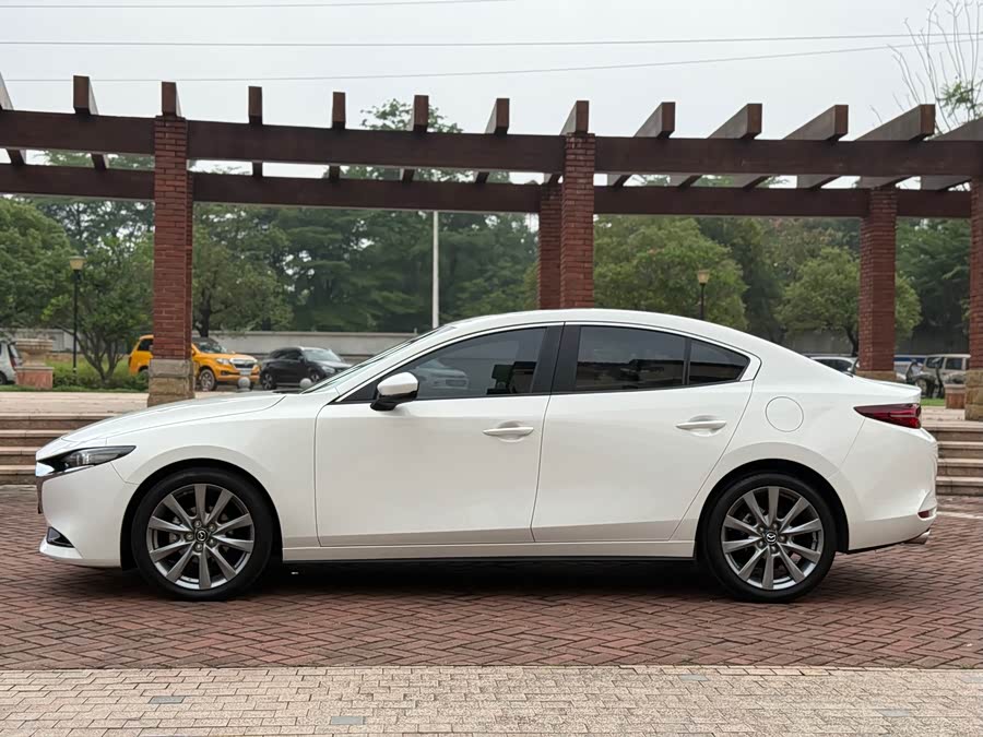 Mazda 3 Angkesela 2021