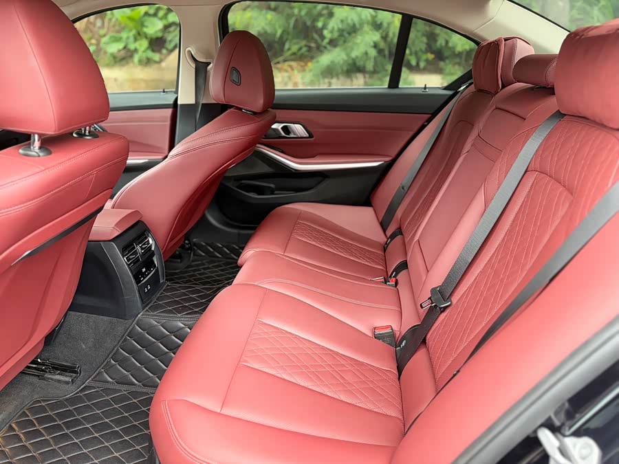 BMW 3 Series 2023
