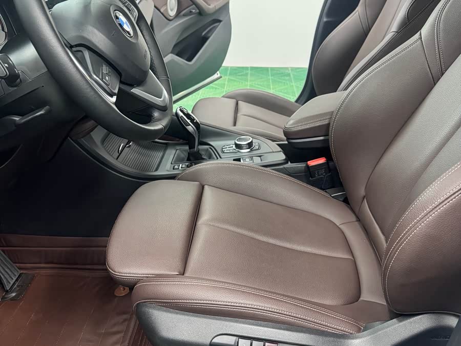BMW X1 2022 — фото 11