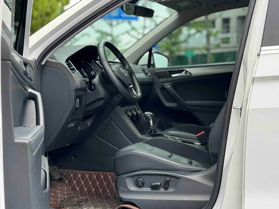 Volkswagen Tiguan L 2017