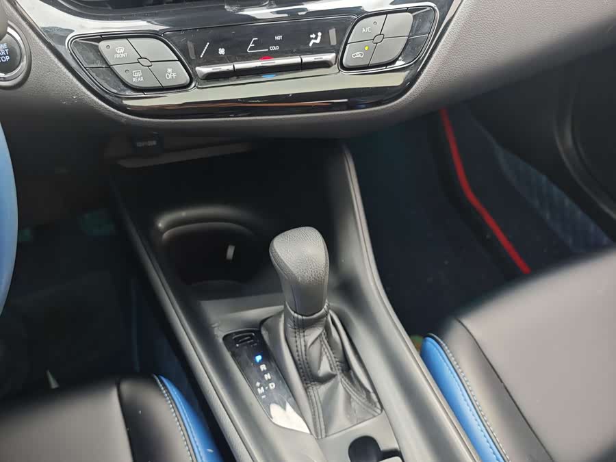 Toyota C-HR 2021