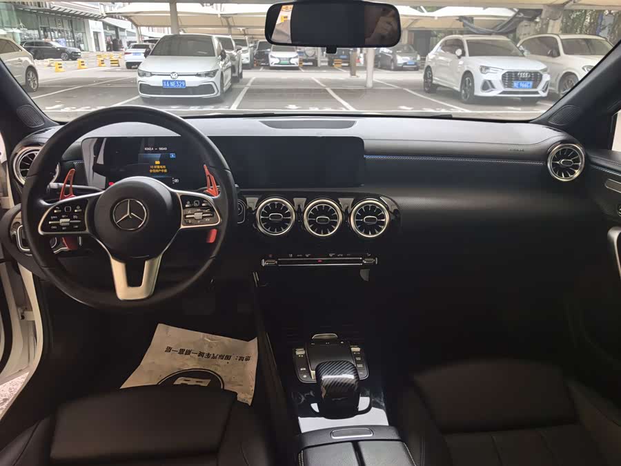 Mercedes-Benz A-Class 2022 — фото 13