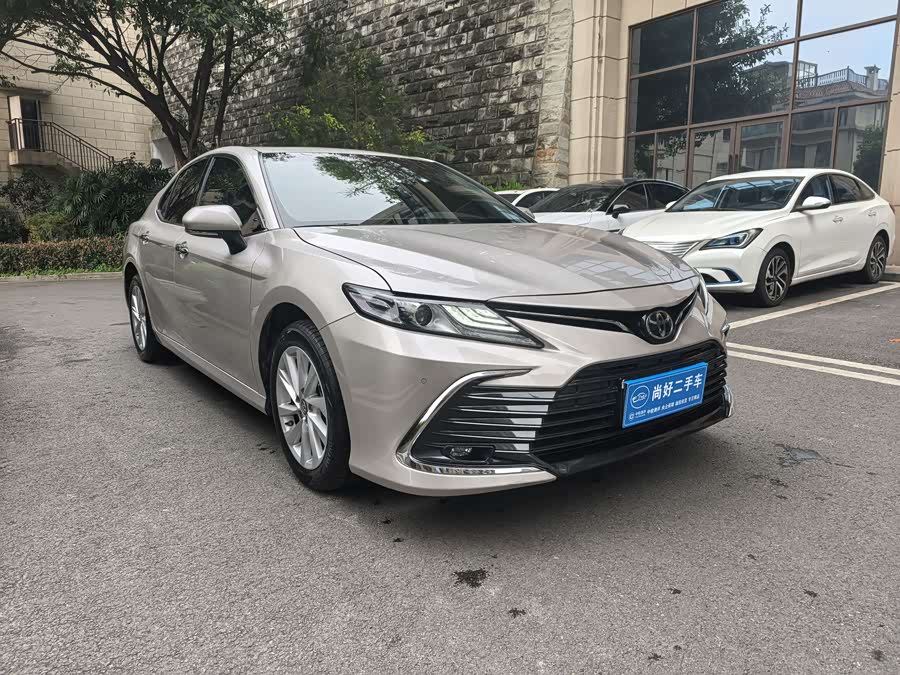 Toyota Camry 2021
