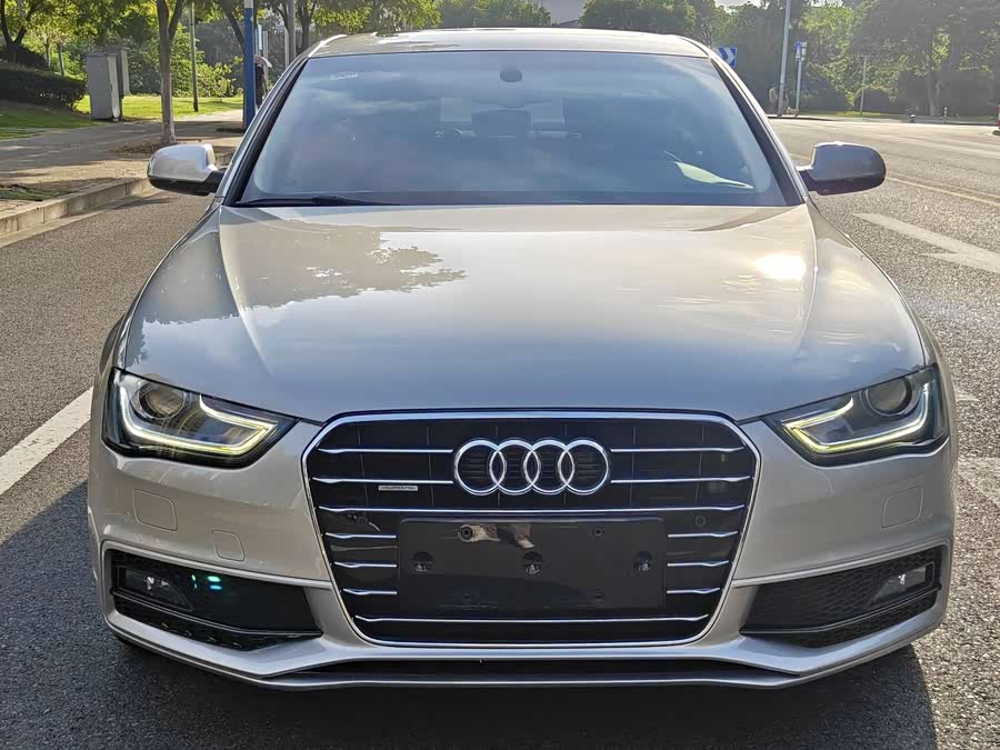 Audi A4L 2016