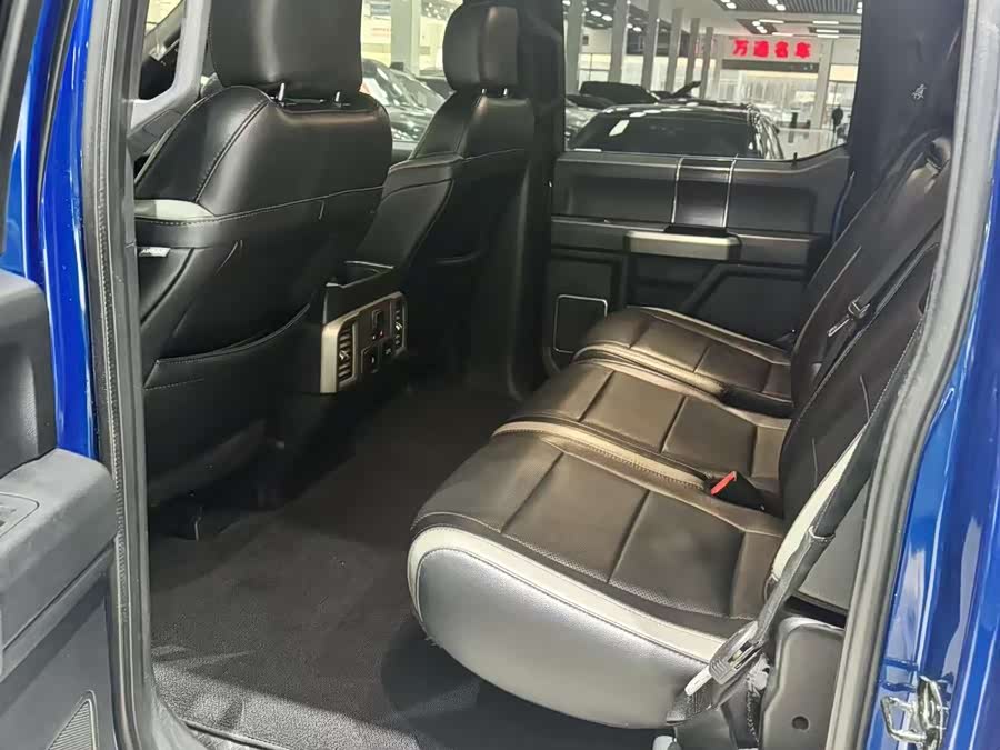 Ford F-150 Raptor 2018