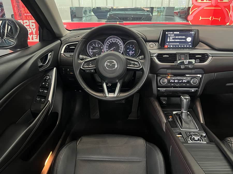 Mazda Atenza 2018 — фото 10