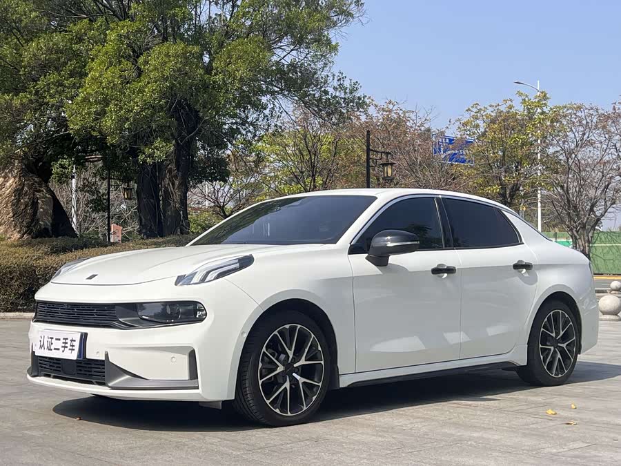 Lynk & Co 03 2021
