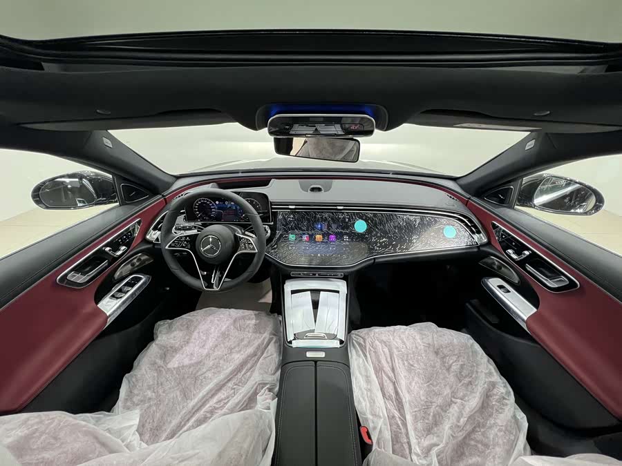 Mercedes-Benz E-Class 2024