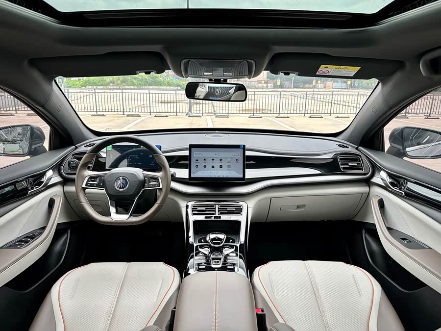 BYD Qin PLUS 2023 — фото 11