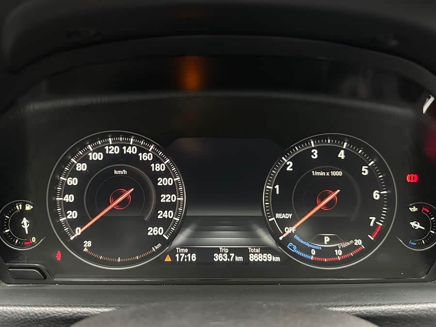 BMW 3 Series 2019 — фото 11