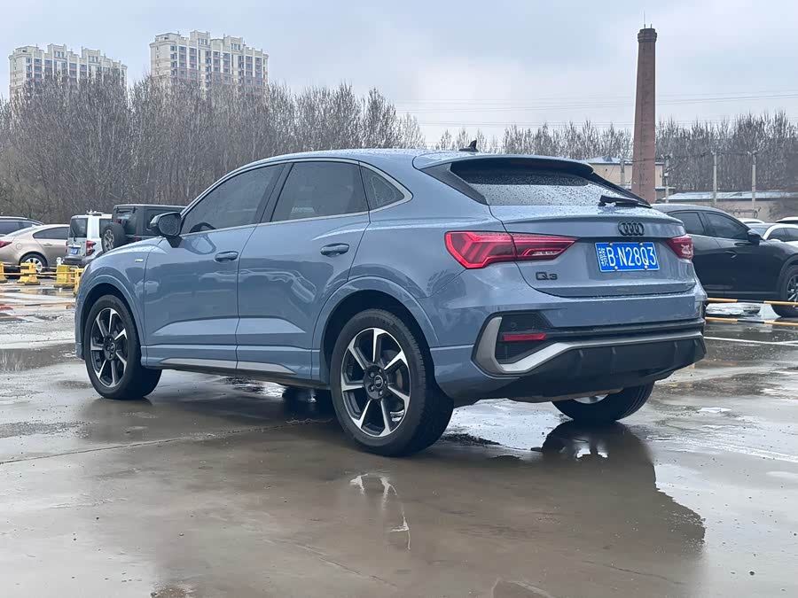 Audi Q3 Sportback 2022 — фото 8
