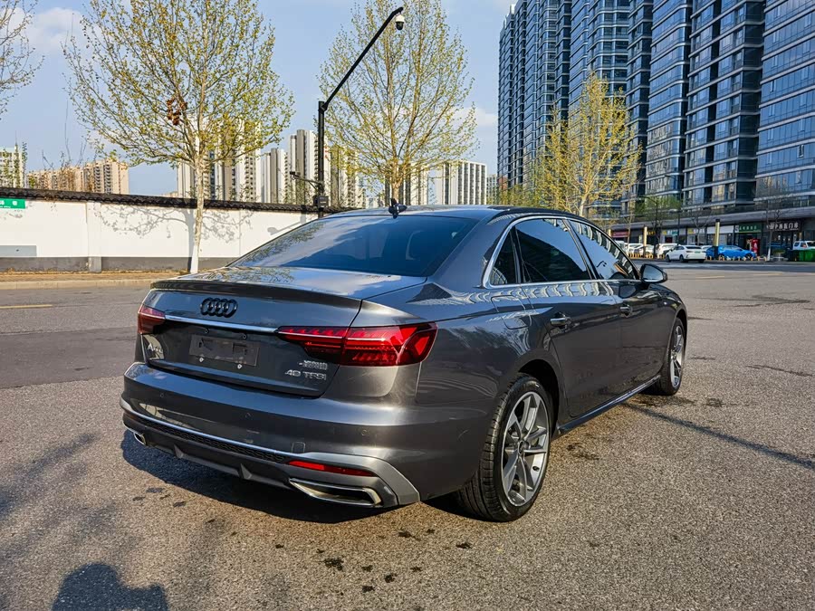 Audi A4L 2023