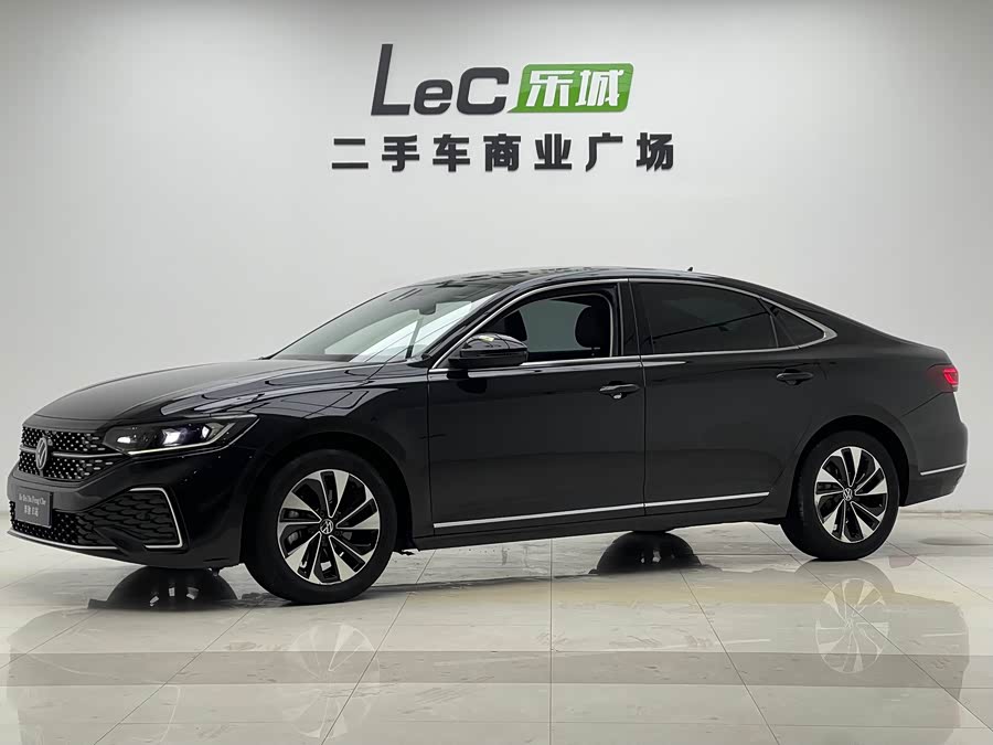 Volkswagen Passat 2023