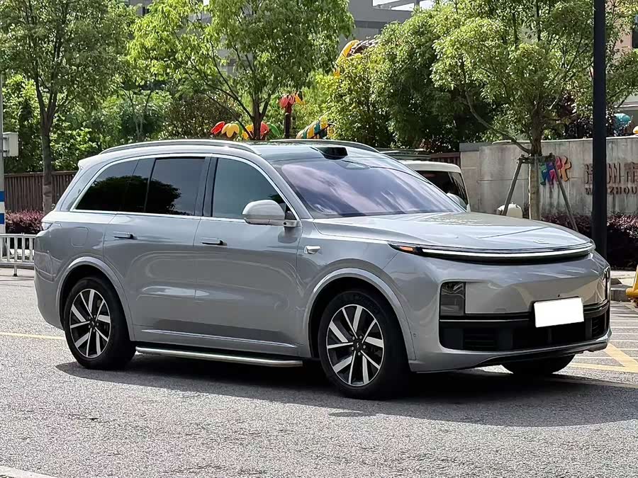 Li Auto L8 2023