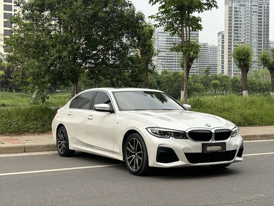 BMW 3 Series 2021