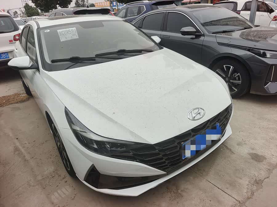 Hyundai Elantra 2021