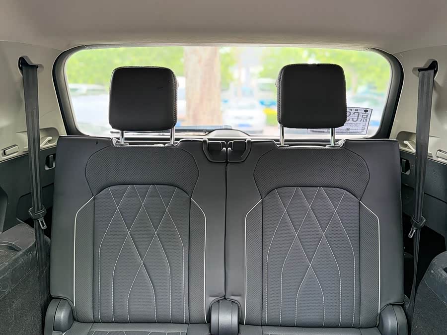 Volkswagen Tiguan L 2024