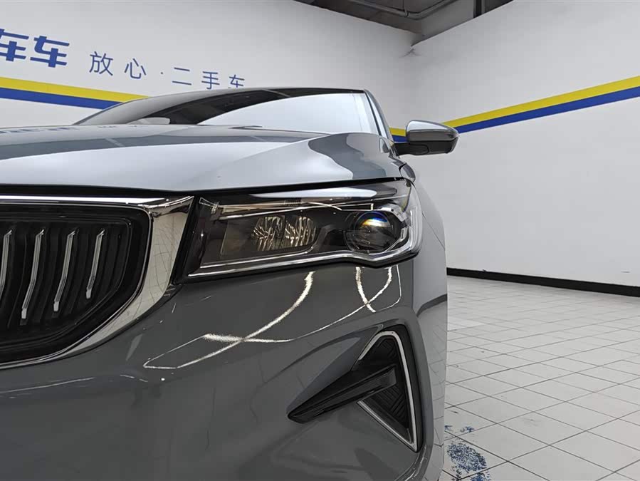 Geely Emgrand 2023