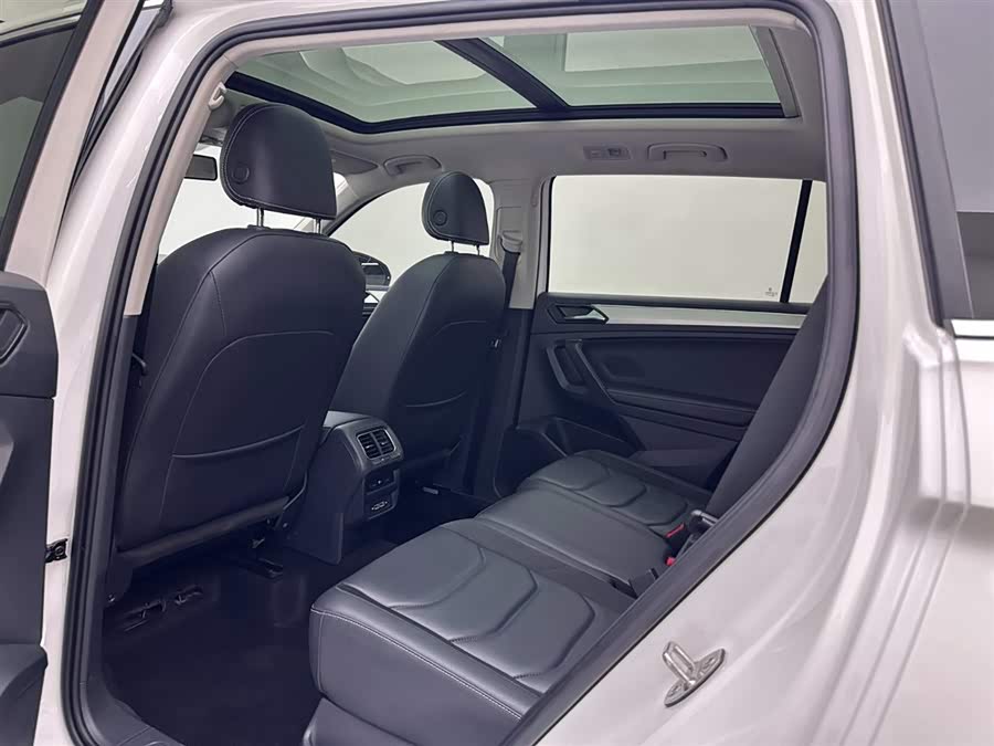 Volkswagen Tiguan L 2019 — фото 20