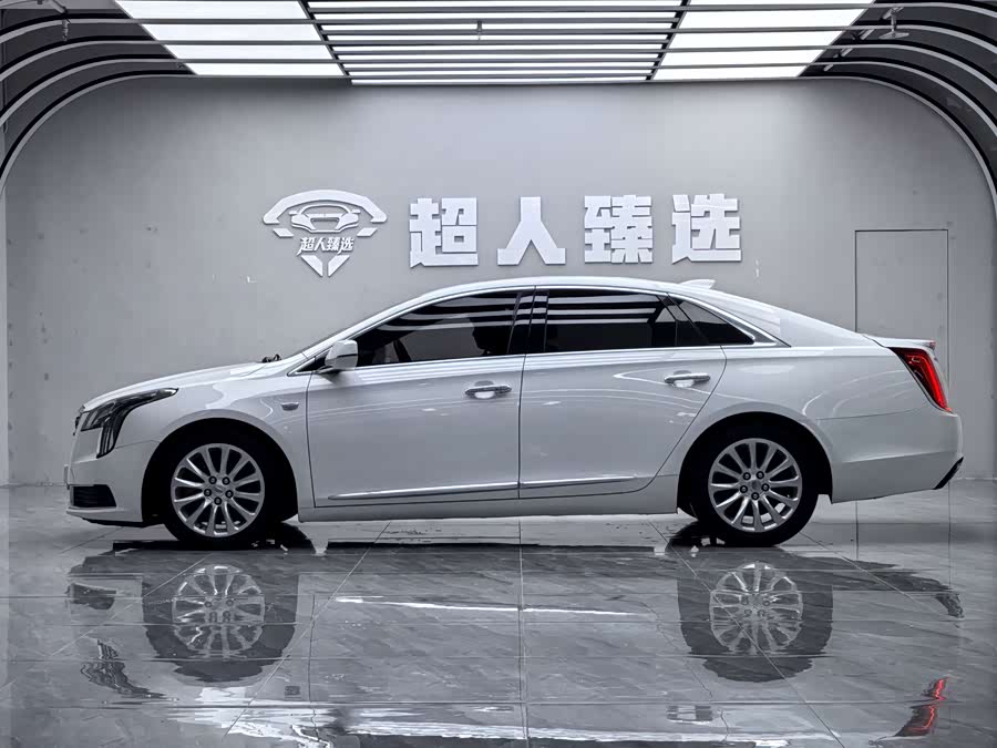 Cadillac XTS 2018 — фото 13