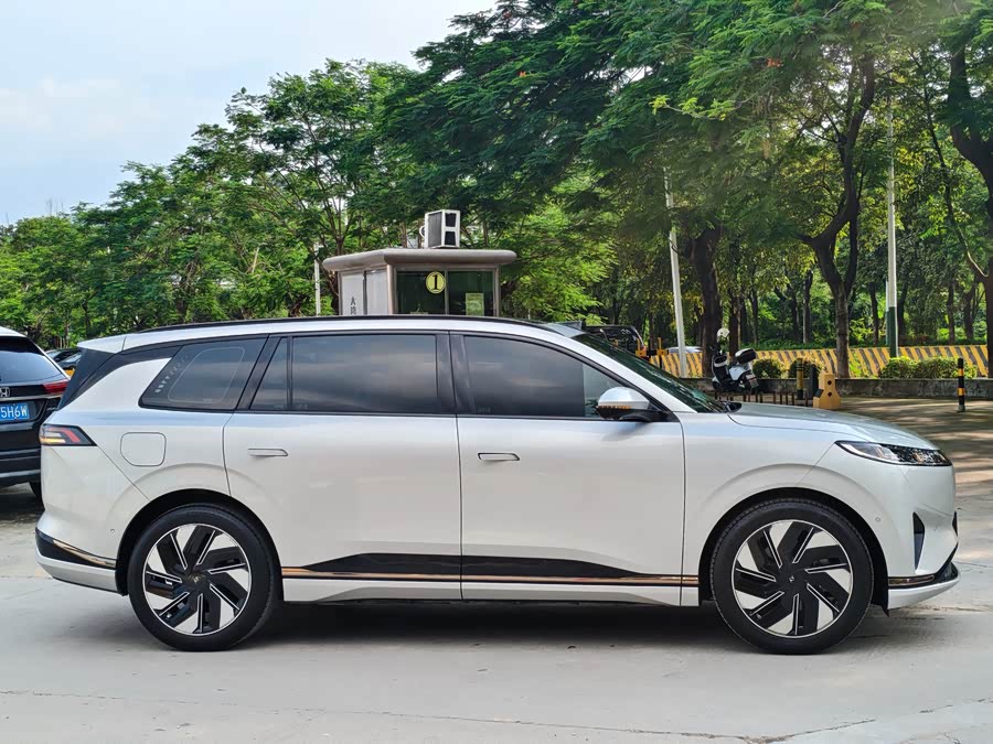 Dongfeng e008 2024
