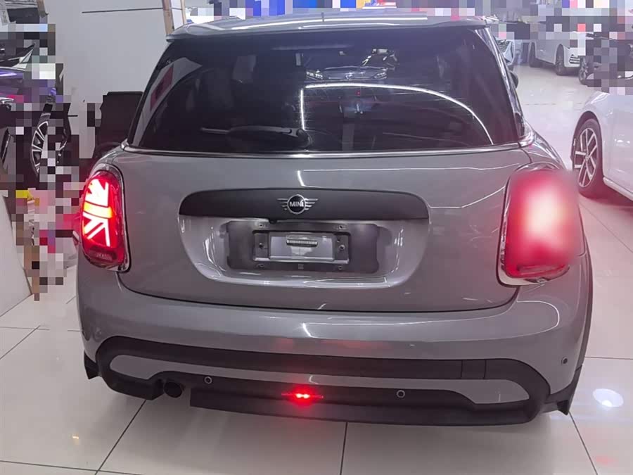 MINI MINI 2022