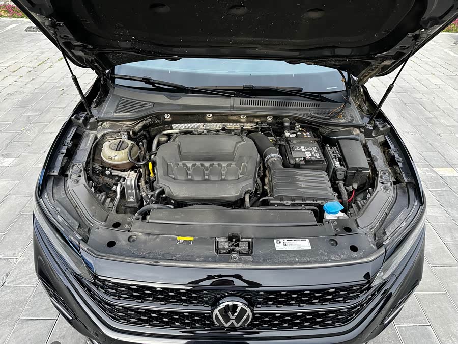 Volkswagen Passat 2024