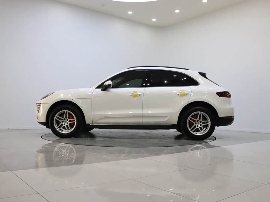 Porsche Macan 2016