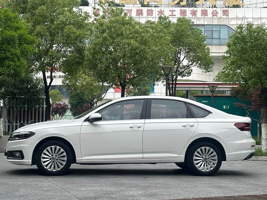 Volkswagen Lavida 2022